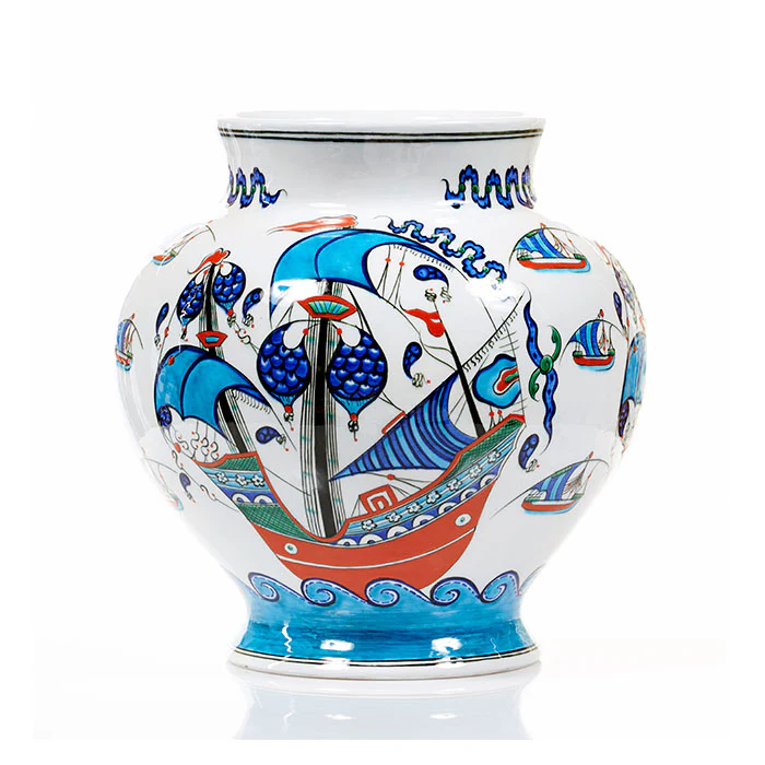 Iznik Large Vase | Galleon Pattern